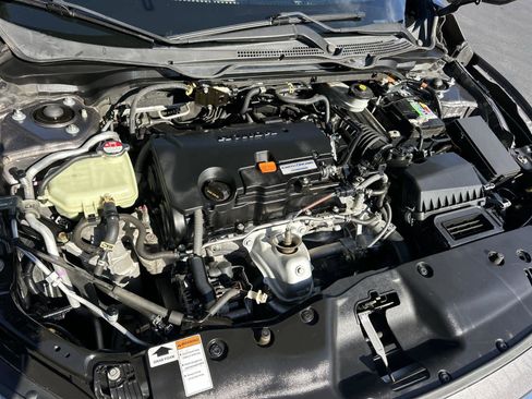 Used 2016 Honda Civic EX image 9