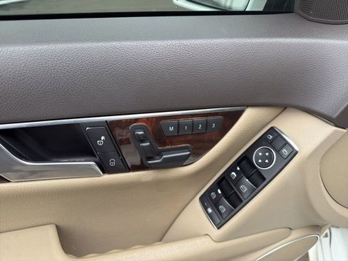 Used 2014 Mercedes-Benz C 300 4MATIC Sedan image 27