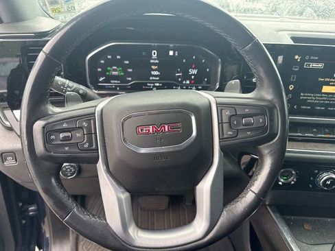 Used 2023 GMC Sierra 1500 SLT AWD/4WD image 30