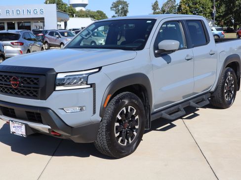 Used 2024 Nissan Frontier Pro-X w/ Pro Convenience Package image 2