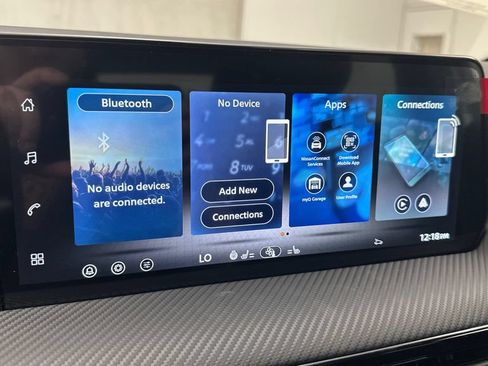 New 2026 Nissan Kicks SR w/ SR Premium Package AWD/4WD image 21
