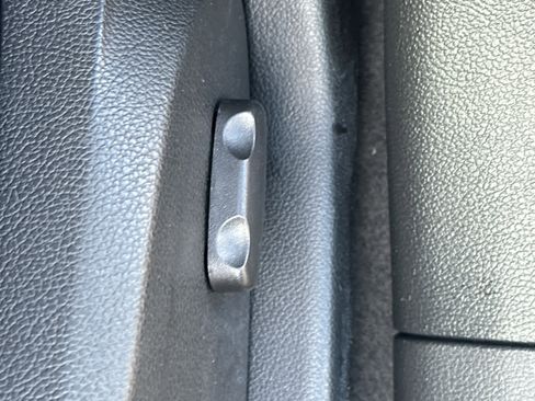 Used 2020 Chevrolet Sonic LT w/ Convenience Package image 22