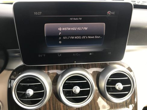 Used 2017 Mercedes-Benz C 300 4MATIC Sedan image 23