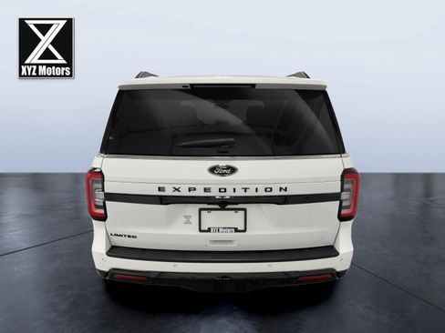 Used 2023 Ford Expedition Limited AWD/4WD image 5