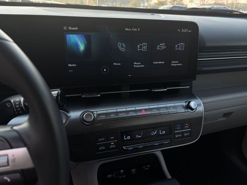 Used 2025 Hyundai Kona SEL image 20