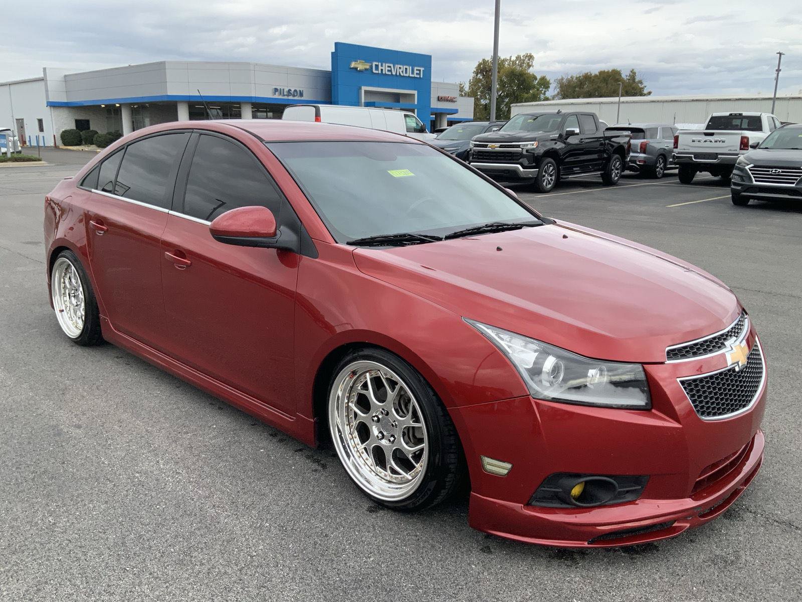 Used 2013 Chevrolet Cruze LT FWD image 2