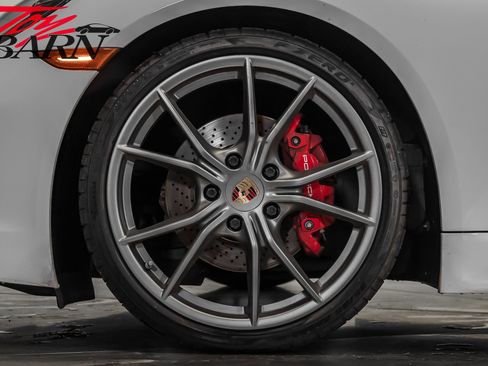 Used 2017 Porsche 718 Boxster S image 25