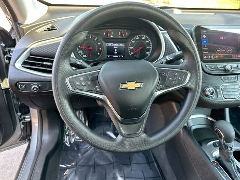 Certified 2024 Chevrolet Malibu LT image 14