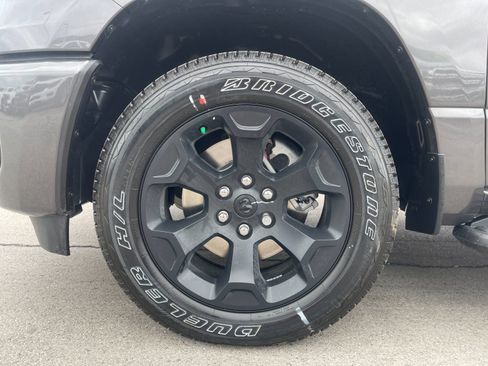 New 2026 RAM 1500 Express image 29