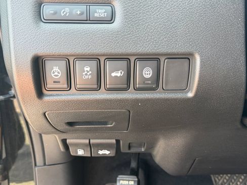 Used 2024 Nissan Murano SV AWD/4WD image 29