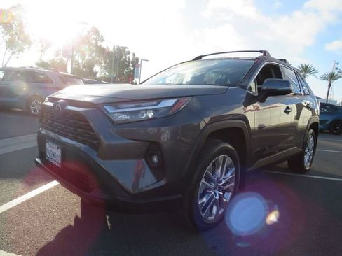 Certified 2023 Toyota RAV4 XLE Premium image 3