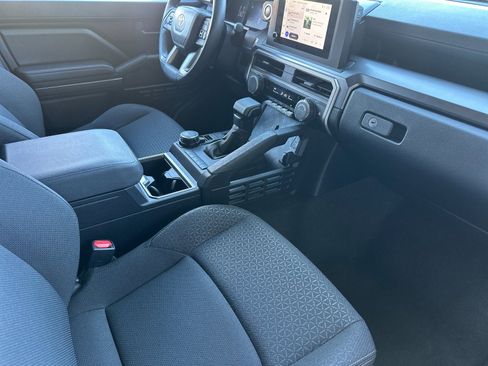 Used 2025 Toyota 4Runner SR5 image 16