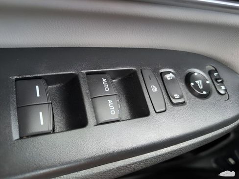 Used 2017 Honda CR-V EX-L image 20