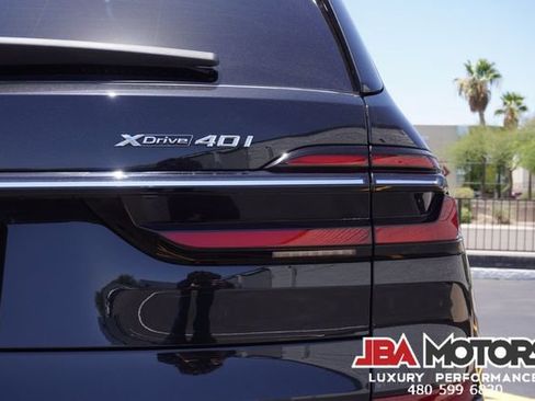 Used 2023 BMW X7 xDrive40i w/ M Sport Package AWD/4WD image 18