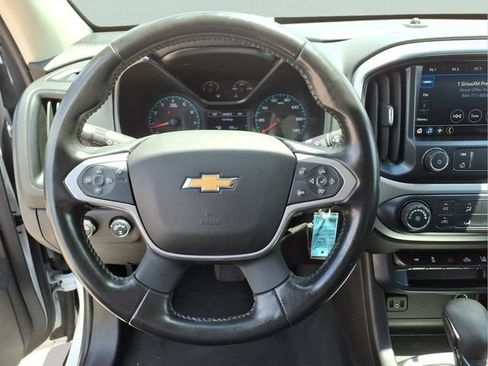Used 2022 Chevrolet Colorado LT w/ Safety Package AWD/4WD image 15
