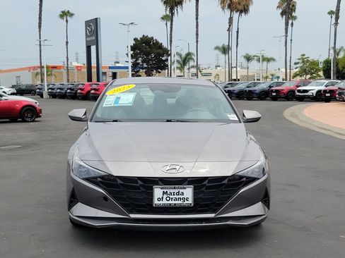 Used 2023 Hyundai Elantra SE w/ Cargo Package FWD image 25