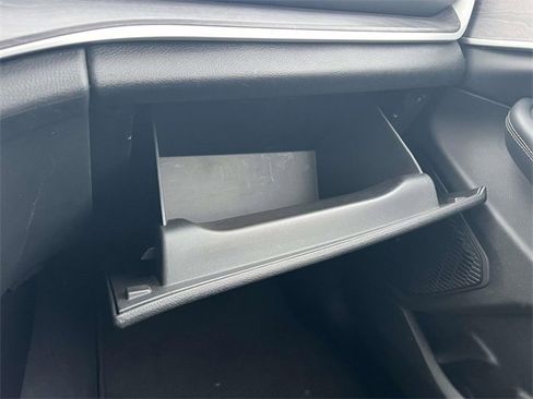 Certified 2023 Jeep Grand Cherokee Limited image 33