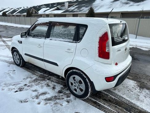 Used 2013 Kia Soul image 3