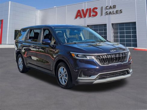 Used 2024 Kia Carnival LX image 3