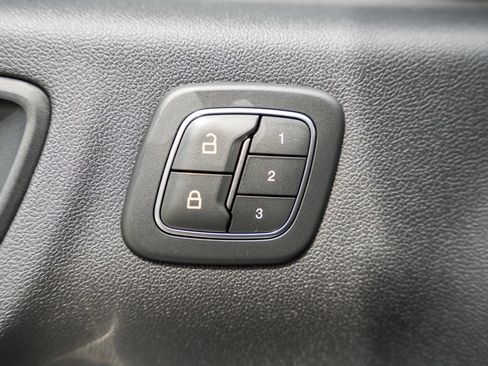 Used 2022 Ford Escape SEL w/ SEL Stealth AWD Package image 43