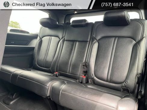 Used 2024 Jeep Wagoneer Series II w/ Flexible Seating Group AWD/4WD image 27