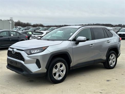 Certified 2021 Toyota RAV4 LE image 2