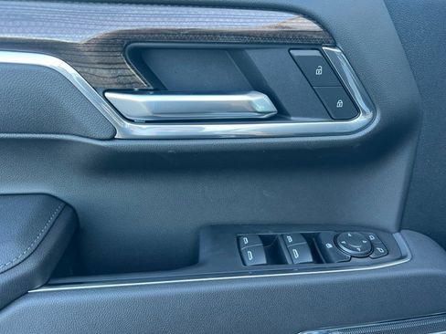 New 2026 Chevrolet Silverado 1500 LT Trail Boss w/ Convenience Package II image 8