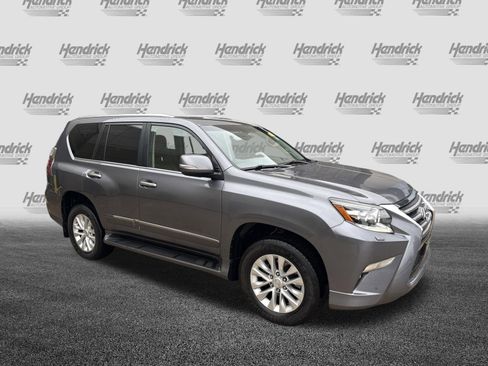 Used 2016 Lexus GX 460 w/ Premium Package AWD/4WD image 2