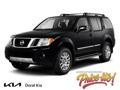 Used 2010 Nissan Pathfinder SE