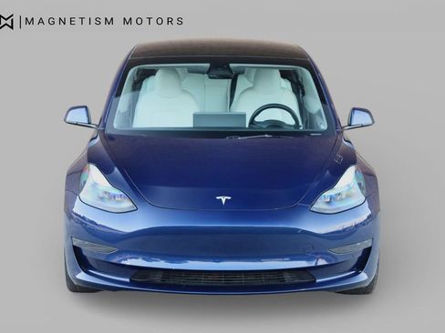 Used 2023 Tesla Model 3 Standard Range image 5