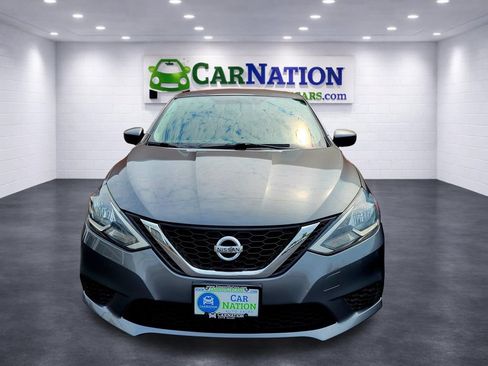 Used 2017 Nissan Sentra SV FWD image 2