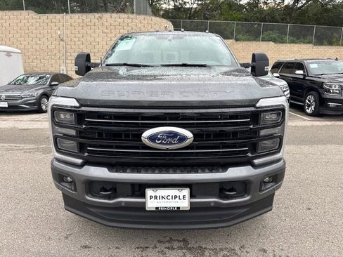 Used 2026 Ford F250 Platinum AWD/4WD image 4