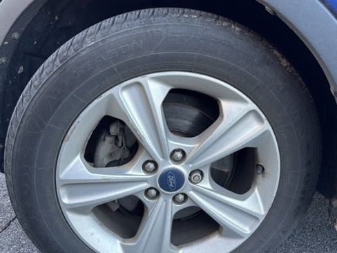 Used 2014 Ford Escape SE image 15