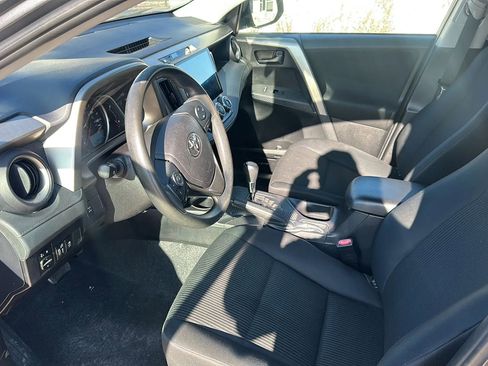 Used 2015 Toyota RAV4 LE image 11