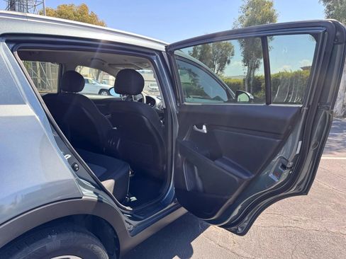 Used 2015 Kia Sportage LX image 28