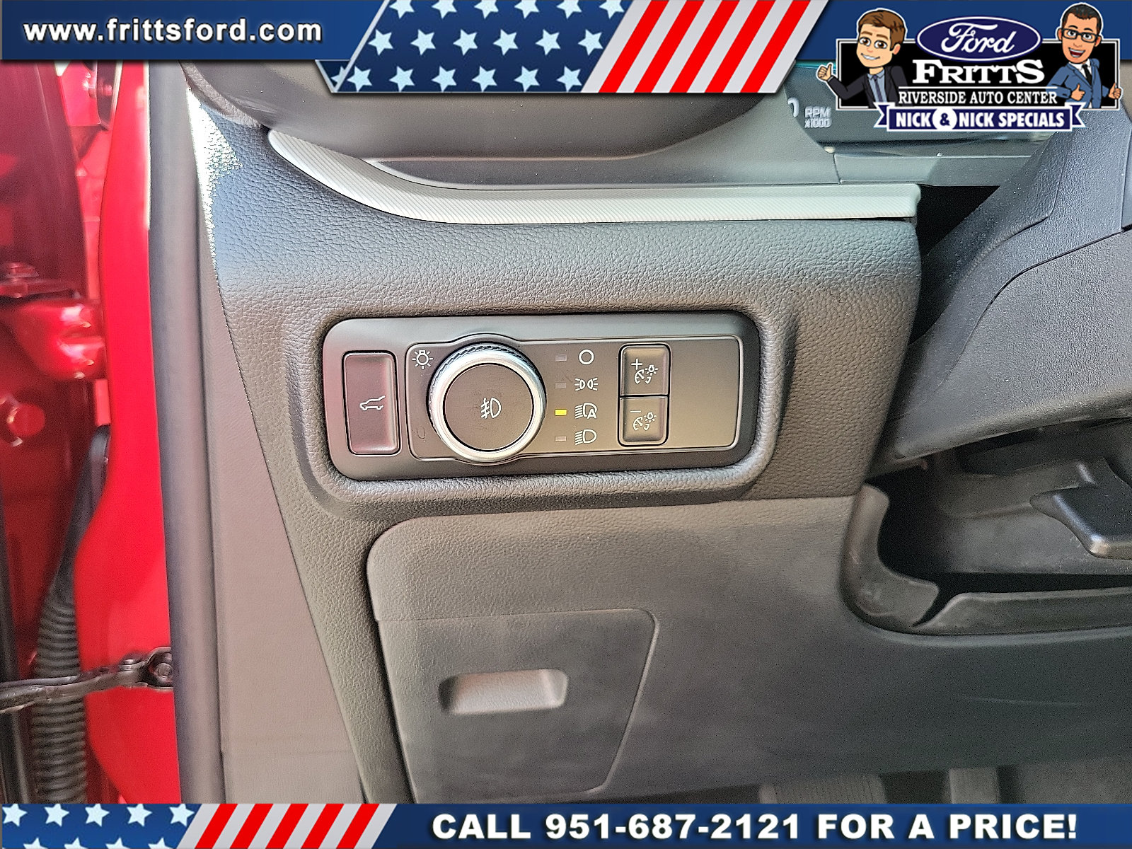 Certified 2023 Ford Explorer XLT w/ Equipment Group 202A RWD image 12
