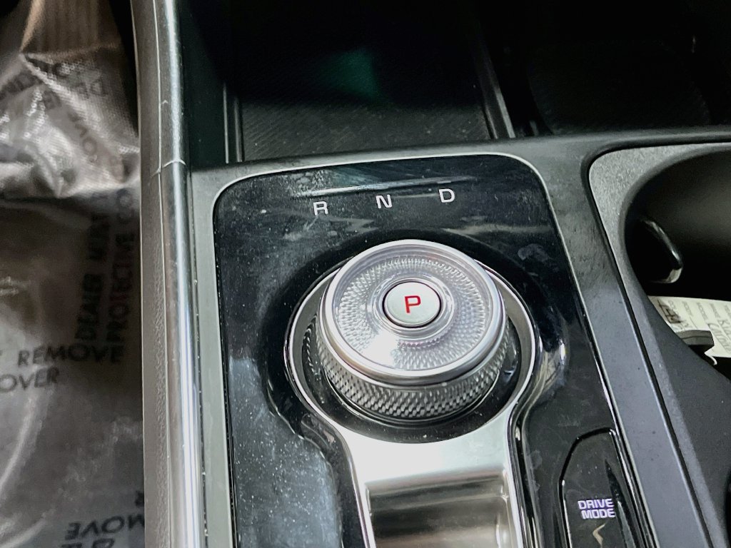 Used 2026 Kia Carnival EX FWD image 17