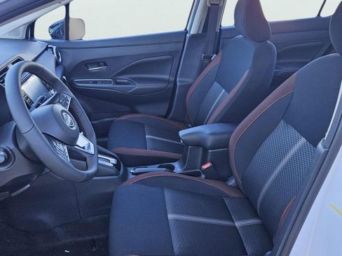 New 2025 Nissan Versa SR w/ Trunk Package image 10