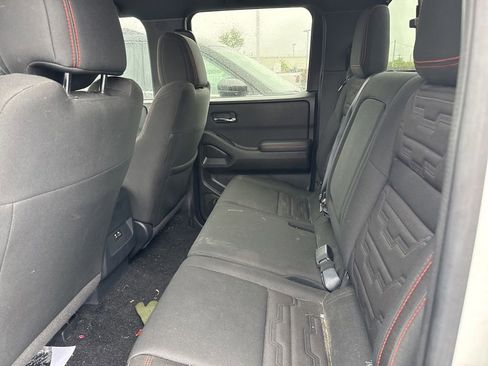 Used 2023 Nissan Frontier PRO-4X w/ Technology Package AWD/4WD image 12