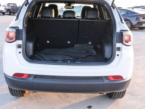 Used 2025 Jeep Compass Latitude w/ Altitude Special Edition AWD/4WD image 25