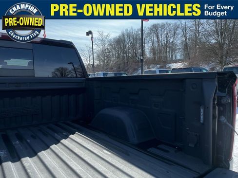 Used 2019 Chevrolet Silverado 1500 High Country image 13