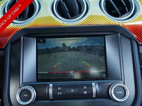 Used 2019 Ford Mustang Premium image 19