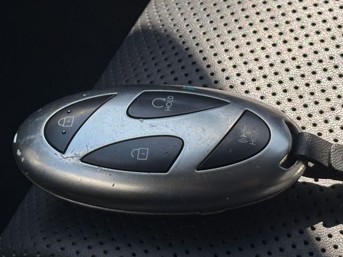 Used 2025 Hyundai Santa Fe SEL image 22