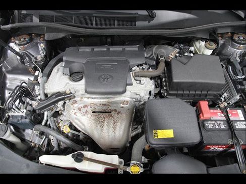 Used 2013 Toyota Camry SE image 20