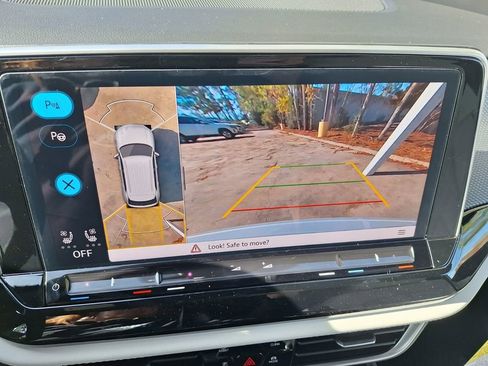 New 2026 Volkswagen Atlas Cross Sport SEL Premium R-Line image 16