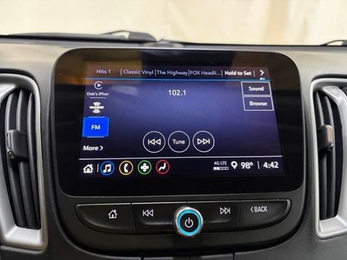 Used 2023 Chevrolet Malibu LT FWD image 29