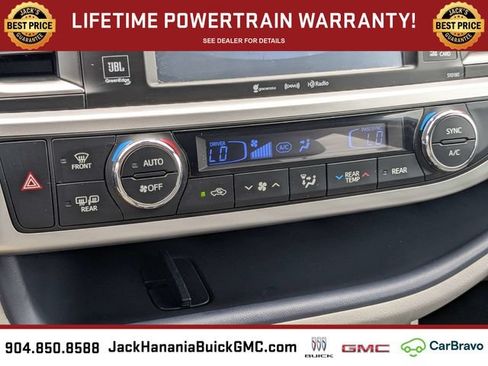 Used 2018 Toyota Highlander FWD V6 image 22