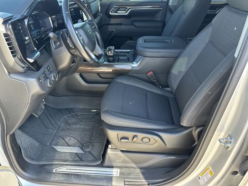 Certified 2022 Chevrolet Silverado 1500 RST w/ Max Trailering Package AWD/4WD image 10