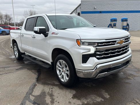 Used 2023 Chevrolet Silverado 1500 LTZ w/ LTZ Premium Package image 9