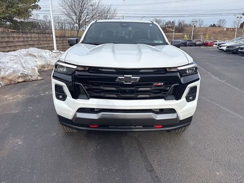 Used 2025 Chevrolet Colorado Z71 w/ Technology Package image 4